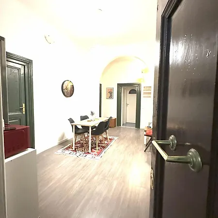 Caserina Lux 2*